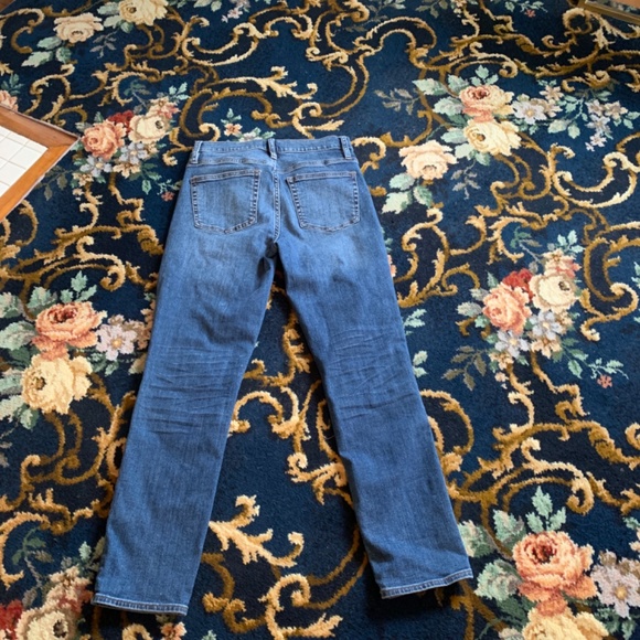J.Crew vintage straight ankle stretch‎ distressed jeans. Worn about 5x - Picture 3 of 3
